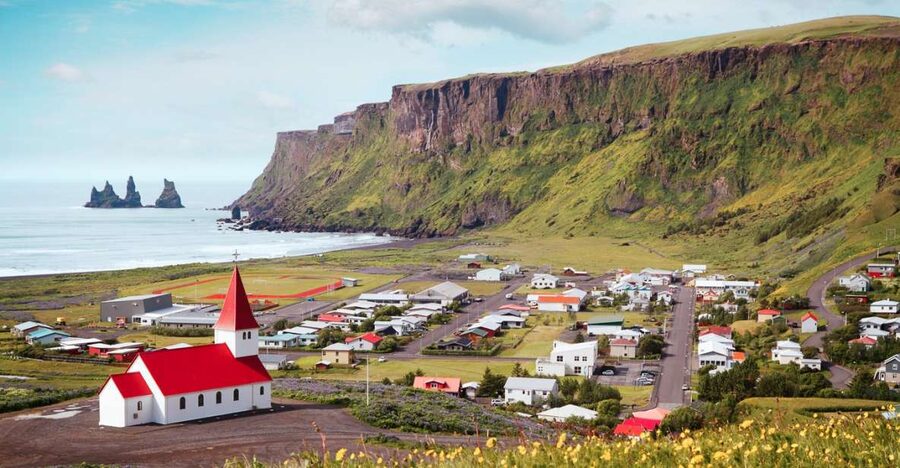 Reykjavik: South Coast Waterfalls & Glacier Small-Group Tour - Why the South Coast works so well as a one-day trip