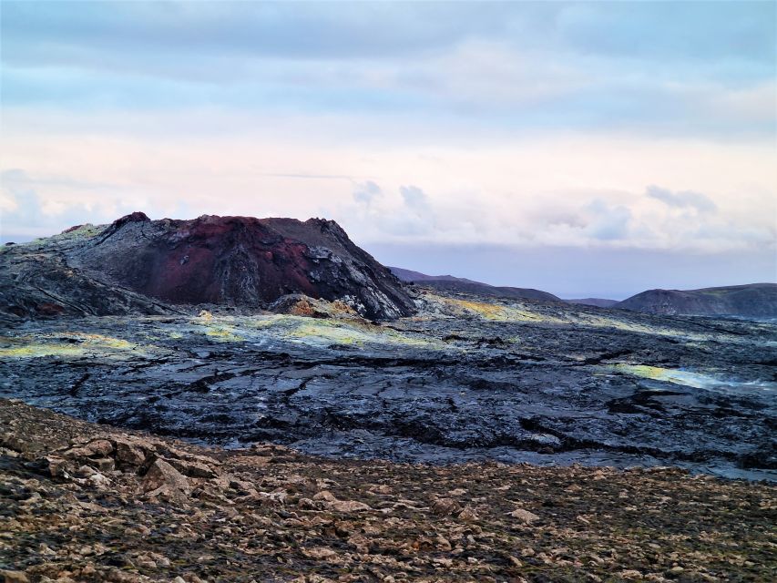 Reykjavík: Volcano Eruption Site and Reykjanes Hiking Tour - Why the lava fields are worth the effort