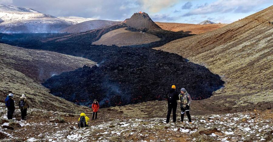 Reykjavík: Volcano Hike, Visit Grindavík and Blue Lagoon - The Blue Lagoon: a warm finish after a cold hike