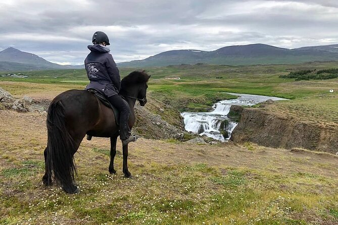 Short Riding Tour with Eye-Catching Photos at Waterfall - The photographs are part of the experience