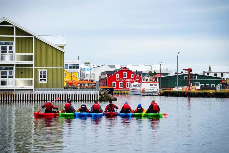 Siglufjörður / Siglufjordur: Guided kayak tour. - A calm start for first-time paddlers