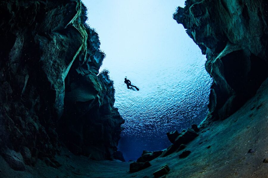 Silfra: Snorkeling Tour Between Tectonic Plates - Getting warm after the snorkel