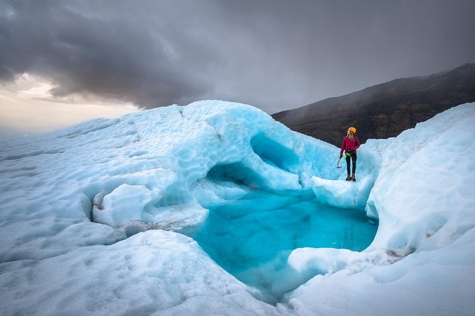 Skaftafell: 4h Small Group Glacier Hike with Guide and Transfer - Learning crampons and the ice axe