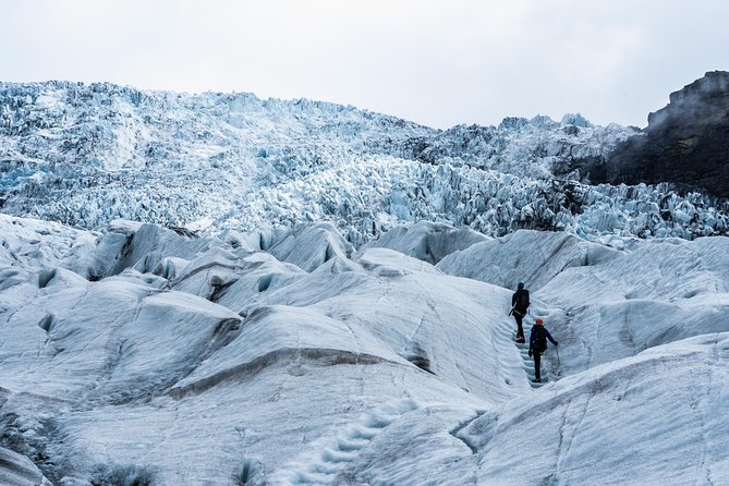 Skaftafell: 4h Small Group Glacier Hike with Guide and Transfer - Meeting at Freysnes and gearing up