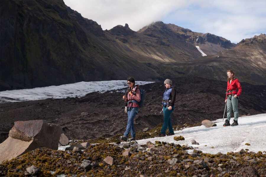 Skaftafell: Extra-Small Group Glacier Hike - What the 4.9 rating tells you, and what it does not