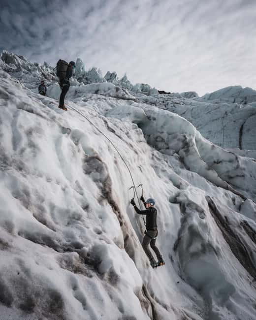Skaftafell: Glacier Hike & Ice Climbing Adventure - Guides who keep the adventure manageable