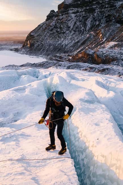 Skaftafell: Glacier Hike & Ice Climbing Adventure - Who should book this experience?