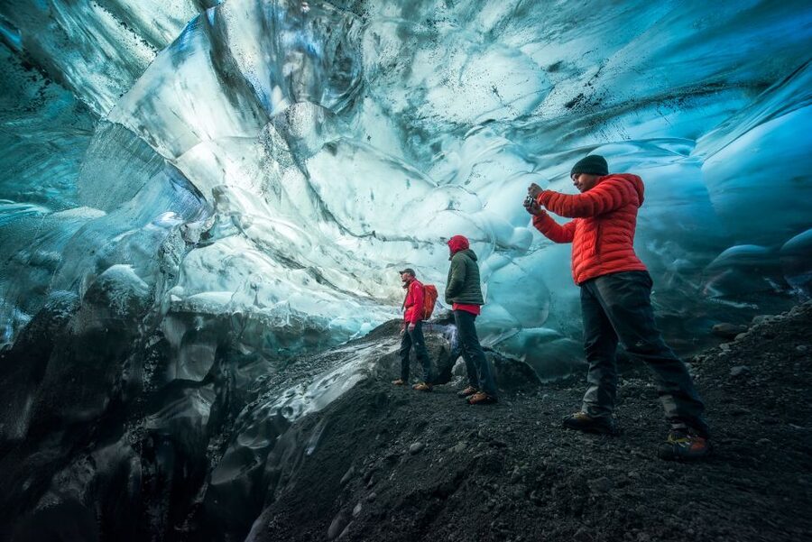 Skaftafell: Ice Cave Experience - Walking across Falljökull