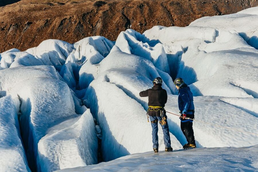 Skaftafell National Park: Falljokull Glacier Easy Hike - Mountain views around Skaftafell