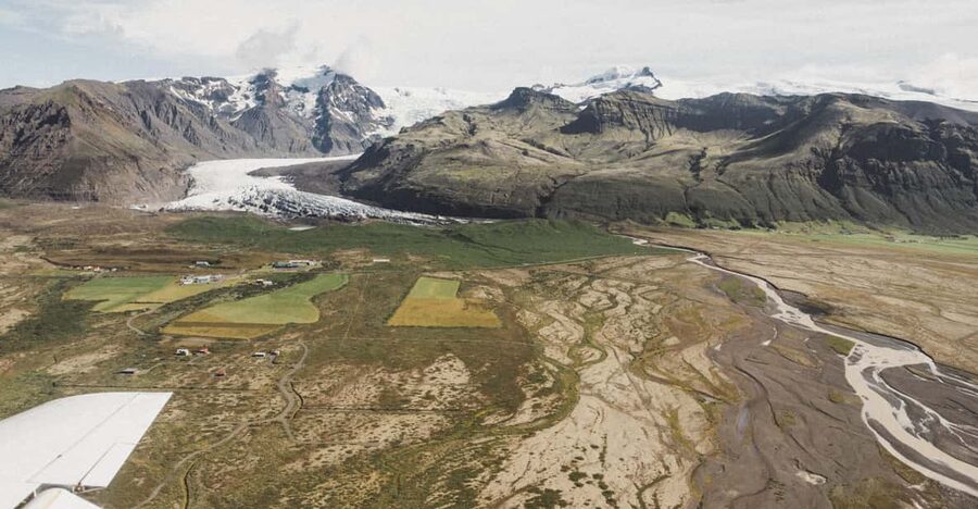 Skaftafell Nature Reserve: Highlights Scenic Airplane Tour - Why seeing Skaftafell from the air changes the view