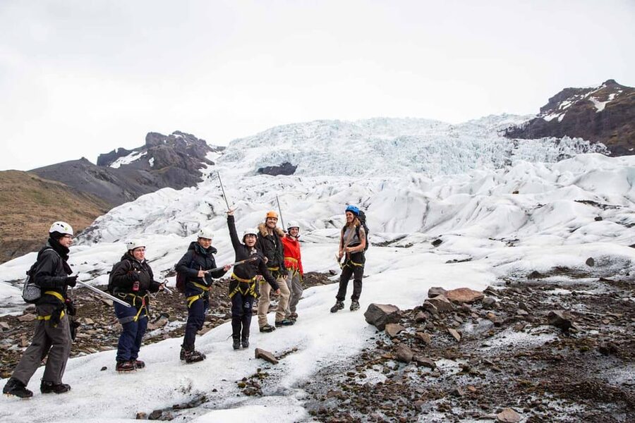 Skaftafell: Small-Group Vatnajökull Glacier Hike (Moderate) - Who should choose this glacier hike?