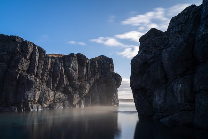 Sky Lagoon Ticket with 7-Step Ritual and Transfers from Reykjavik - Choosing the Right Time: Sunset, Darkness, or Daylight