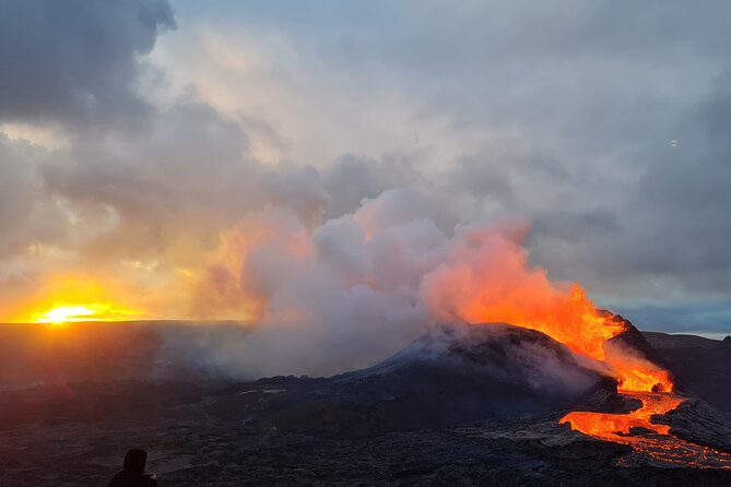 Small Group Volcano Hike with a Professional Geologist - The scenic return through Reykjanes