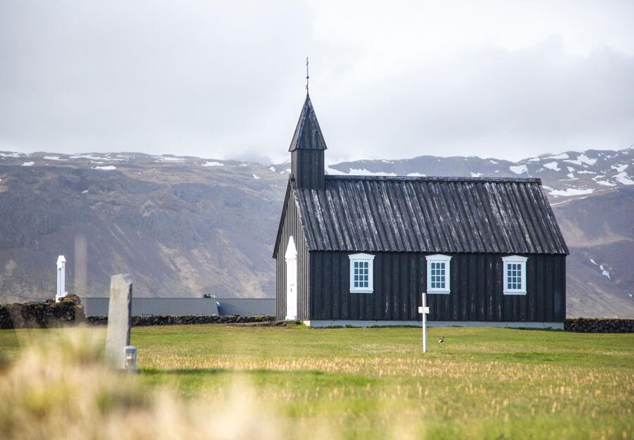 Snaefellsnes Peninsula and Kirkjufell Small-Group Tour - What the small-group format changes
