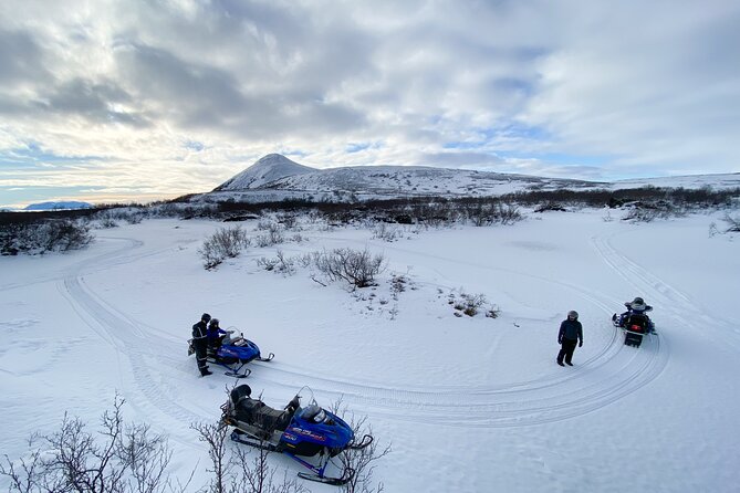Snowmobile Tour by Lake Mývatn - What the snowmobile feels like in the cold