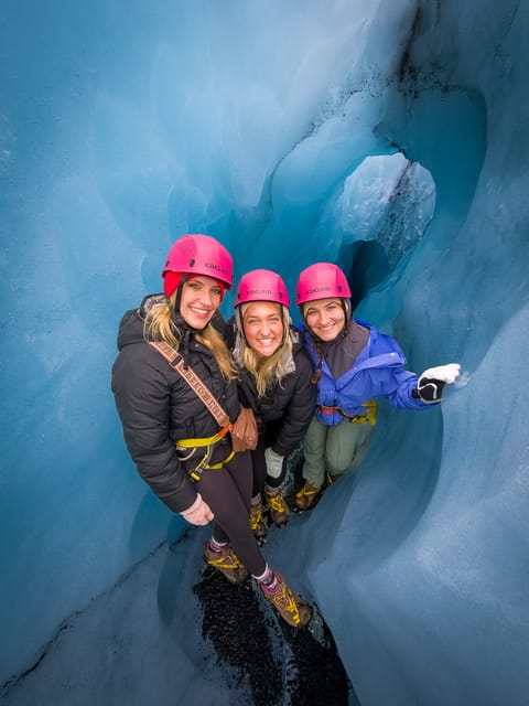 Sólheimajökull Glacier: Guided Hike with Equipment - Practical preparation for a better day