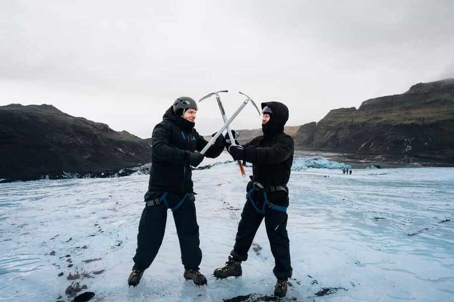 Sólheimajökull: Guided Glacier Hike - The guide makes the difference