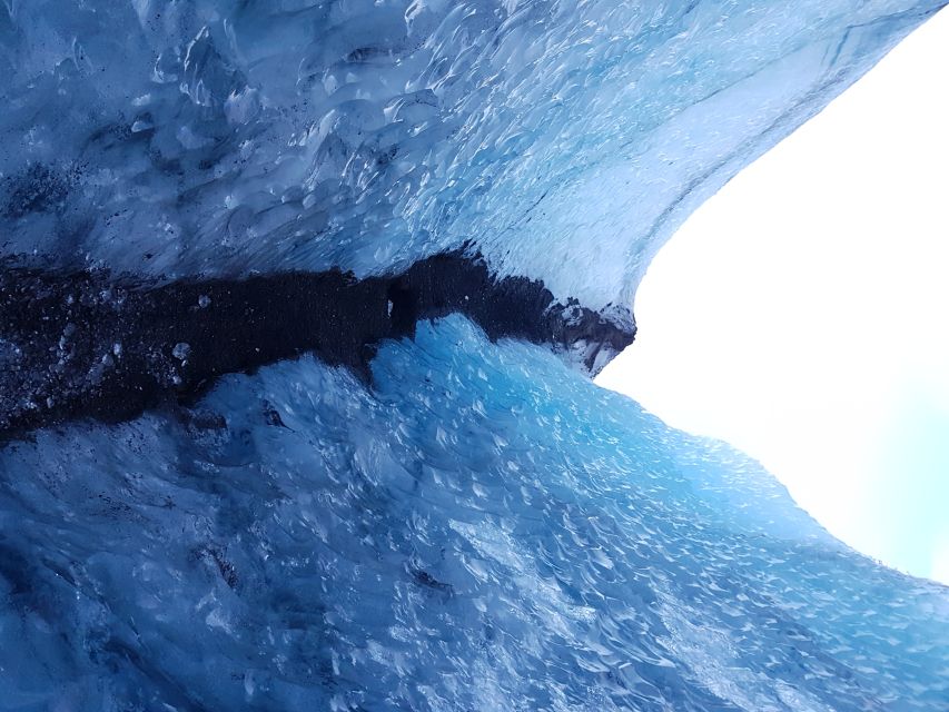 Sólheimajökull Ice Climbing Tour - What to wear and pack
