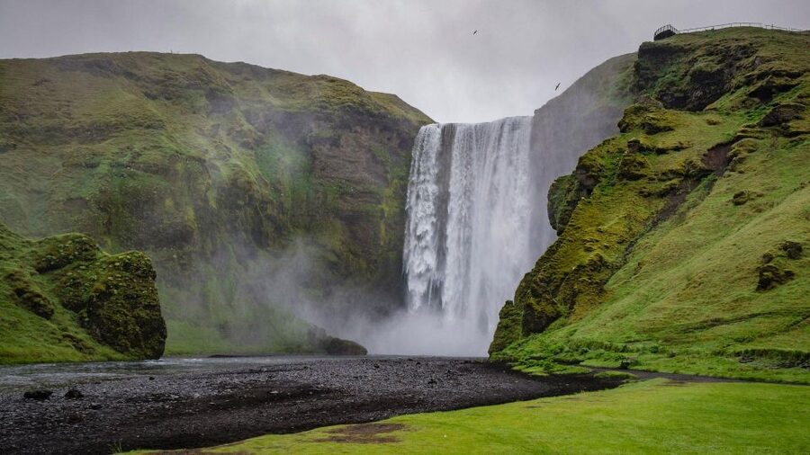 South Coast of Iceland. Black beach, glaсier, waterfalls... - Why this South Coast route works so well
