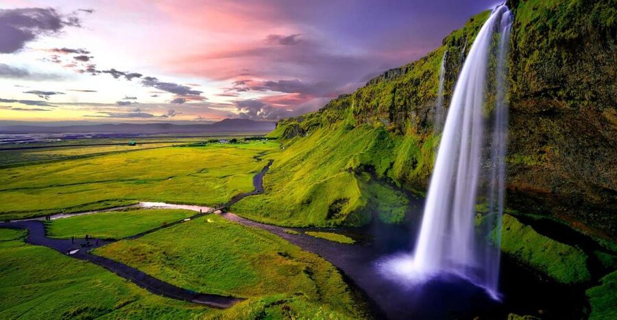 South Coast of Iceland. Black beach, glaсier, waterfalls... - Seljalandsfoss: the waterfall from behind