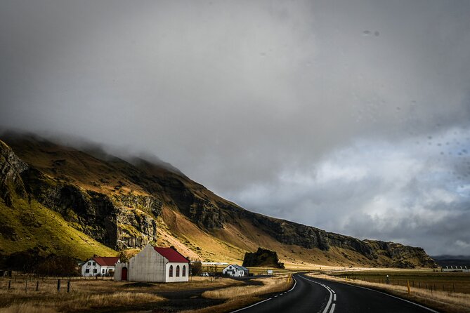 South Coast Tour Private Epic Adventure - Your guide is the main difference from a bus tour