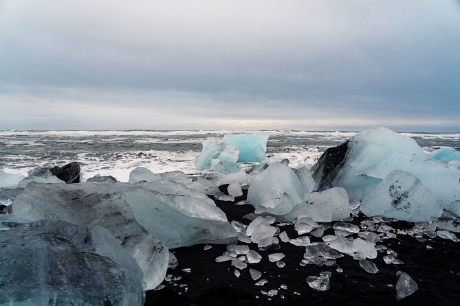 South Iceland and Glacier Lagoon: Jökulsárlón with Boat Tour - Diamond Beach and the black-sand coast