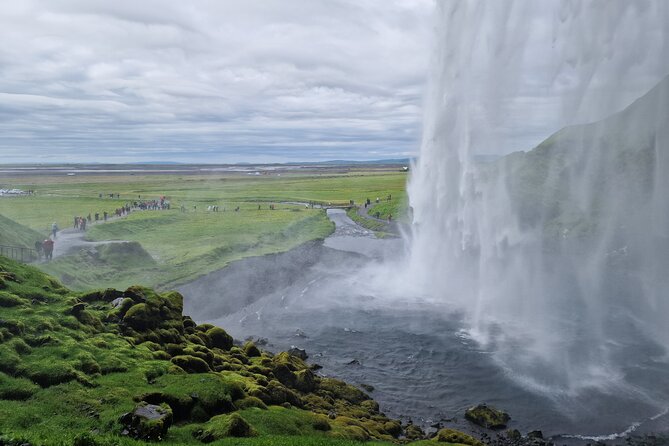 South Iceland, Glacier and Black Sand Beach Small Group Tour - Vik: a useful pause, not a major attraction