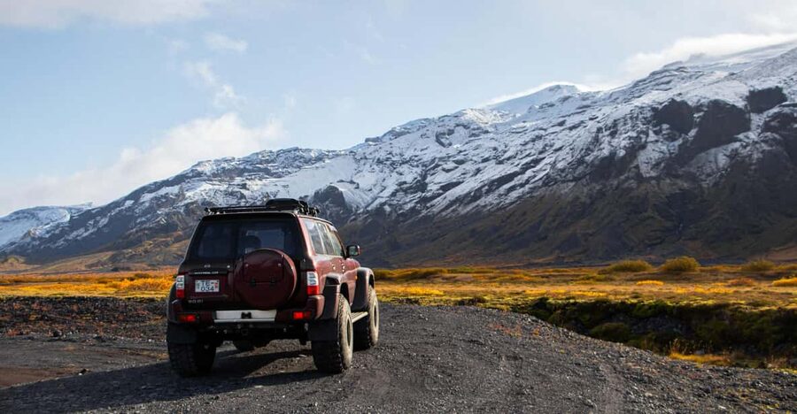 Super Jeep Private tour in Þórsmörk - The F-road ride and the first river crossings