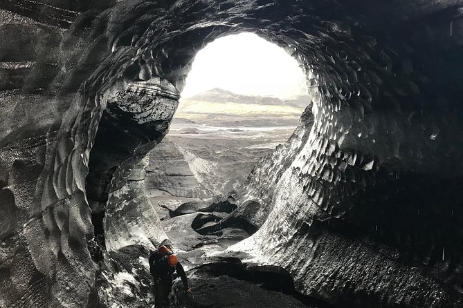 Superjeep south coast & Katla Ice Caves from Reykjavik - The Superjeep ride across Iceland’s rough south