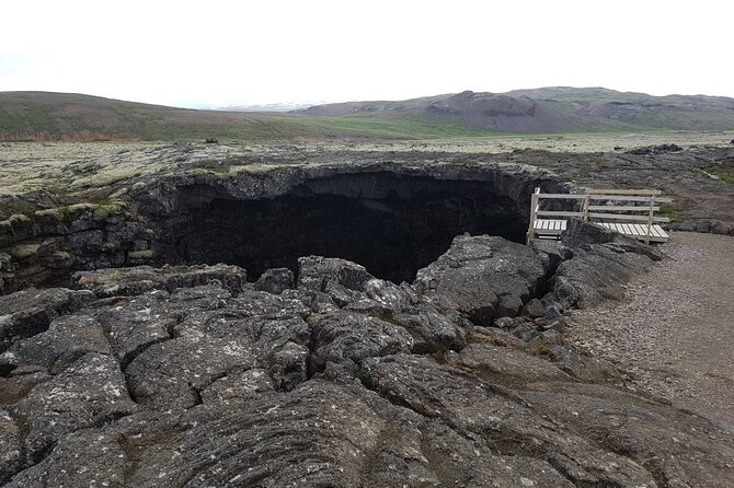 The Cave Explorer - Reaching The Cave service house near Reykholt