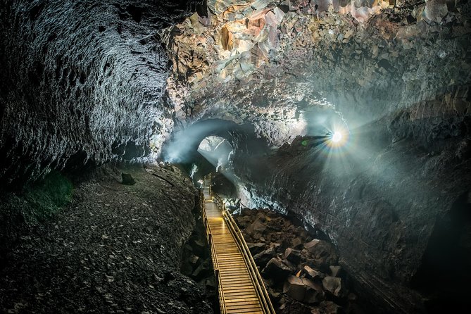 The Cave Explorer - The guide-led stops make the cave understandable