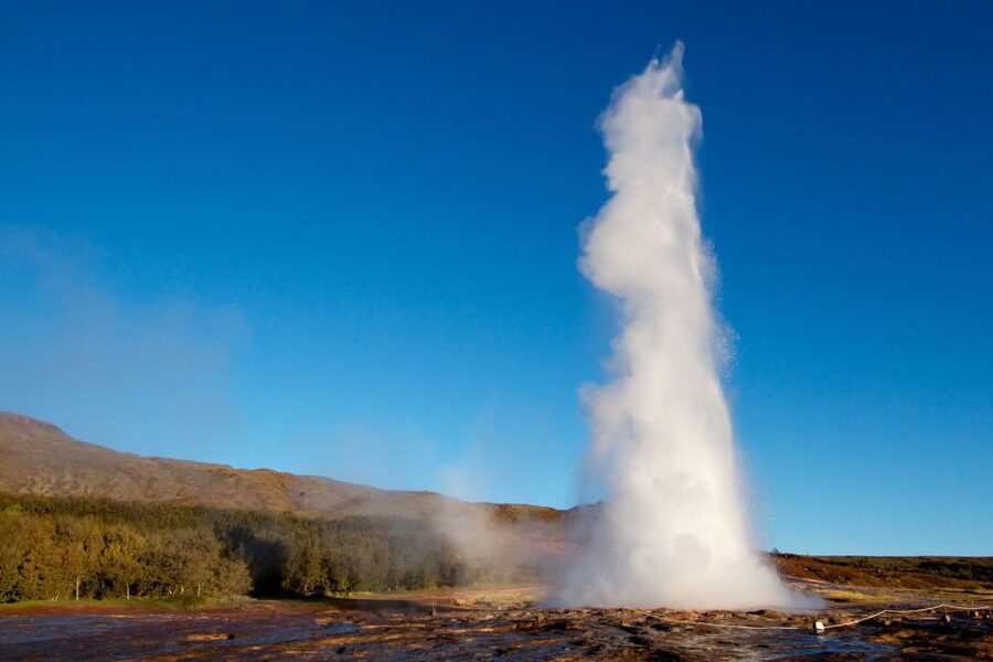 The Golden Circle & Hop On - Hop Off Combo Deal - Who will get the most from this tour