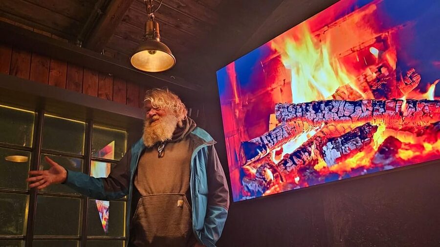 The Icelandic Storyteller - Start with a drink, then settle into the stories