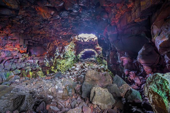 The Lava Tunnel Tour - Raufarhólshellir - Who should book this tour