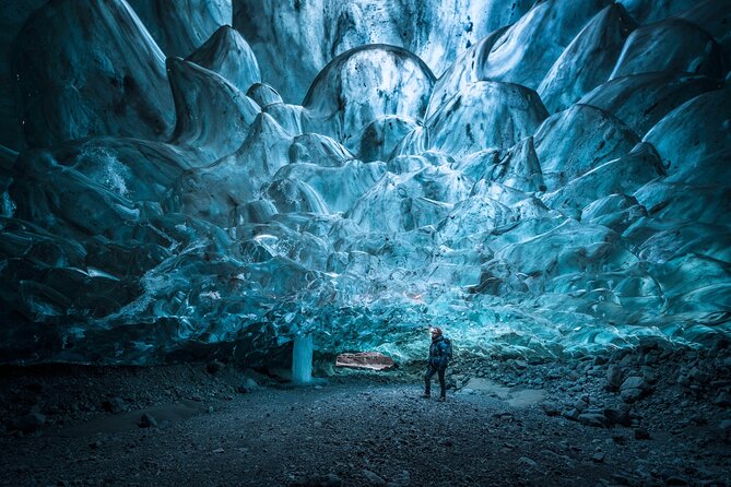 The Original Ice Cave Tour in Jökulsárlón Glacier Lagoon - Why these ice caves are worth the effort