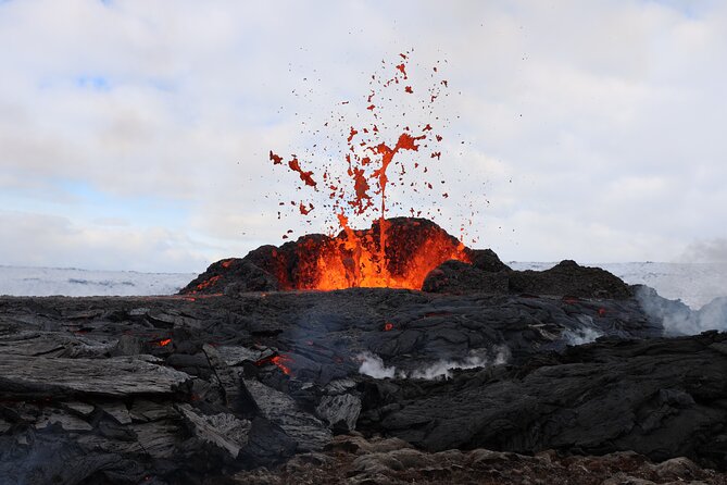 Volcano Hike and Grindavík Visit from Reykjavik - Why the Reykjanes Peninsula feels so different