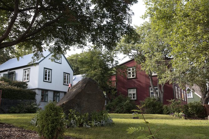 Walking tour of Reykjavik city - Why this walking tour works best early in your stay