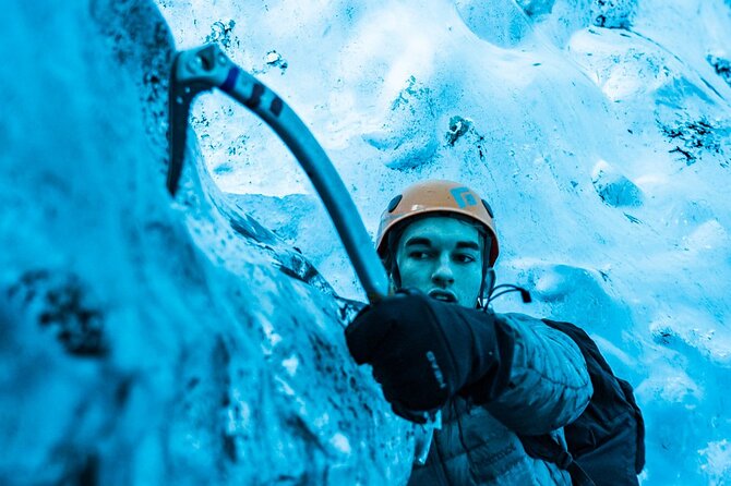 Winter Ice Cave + Climbing Private Photoshoot - 20 Shot Package - What the private format really adds